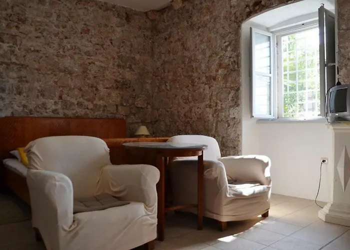 Stone House *