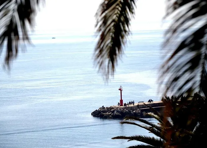 Lägenhet Stone House