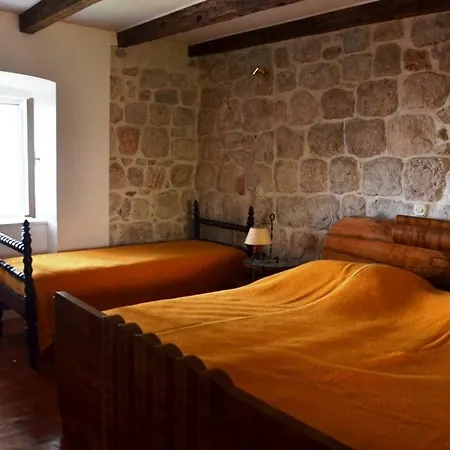 Stone House דירה *