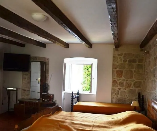 Stone House Appartement *